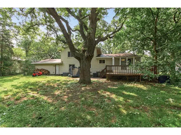 2611 Northdale Blvd NW, Minneapolis, MN 55433-2927