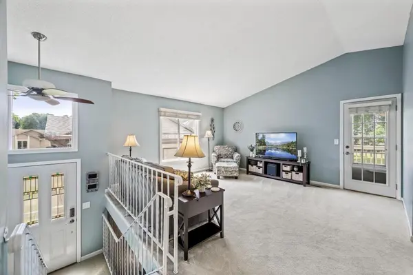 3547 Pilgrim Ln N, Plymouth, MN 55441-2473