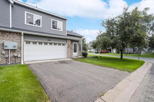 8774 Hastings Cir NE, Minneapolis, MN 55449-4509