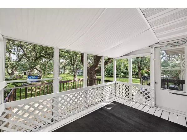 2611 Northdale Blvd NW, Minneapolis, MN 55433-2927