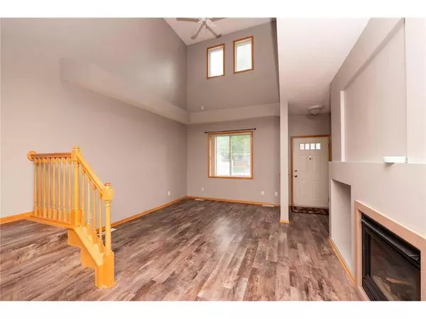 8930 Olive Ln N, Maple Grove, MN 55311-4439