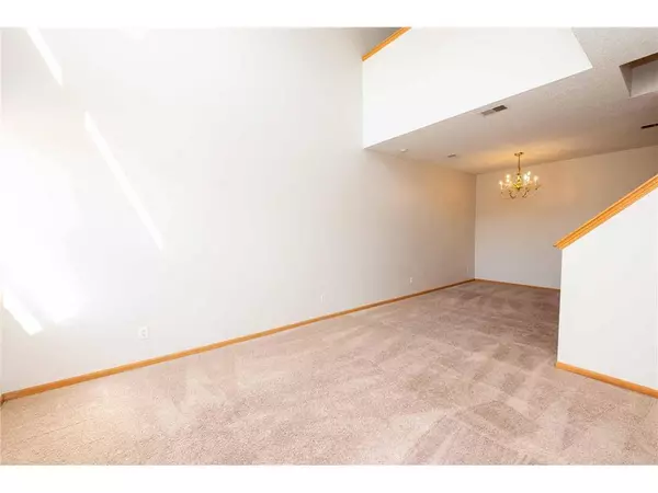 16887 91st Ave N, Maple Grove, MN 55311-5435