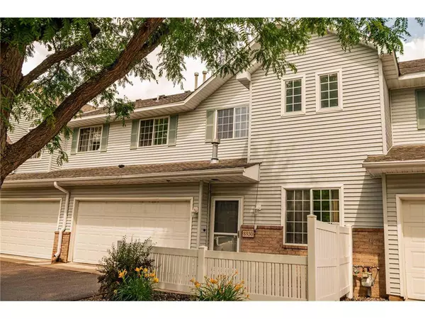 8930 Olive Ln N, Maple Grove, MN 55311-4439