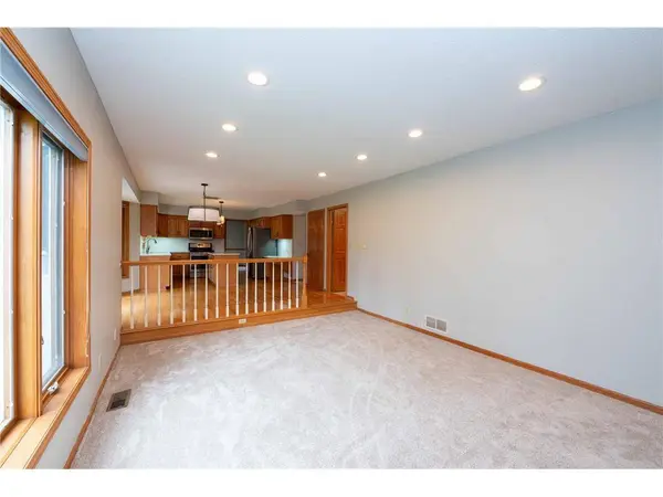 6262 Fernbrook Ln N, Maple Grove, MN 55311-4234