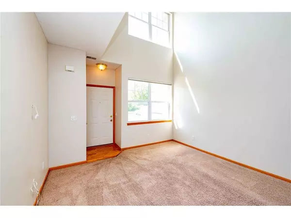 16887 91st Ave N, Maple Grove, MN 55311-5435