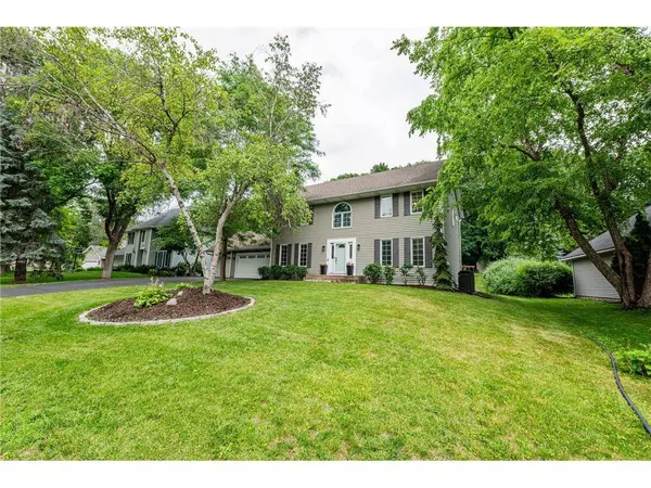 4810 Juneau Ln N, Plymouth, MN 55446-3453