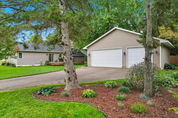 805 8th St SW, Pine City, MN 55063-2038