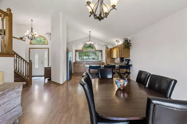 6516 92nd TRL N, Brooklyn Park, MN 55445