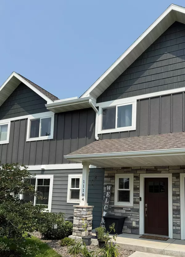 11184 69th ST NE, Albertville, MN 55301