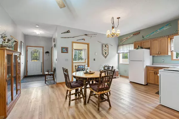 10912 Dahl RD, Hinckley, MN 55037