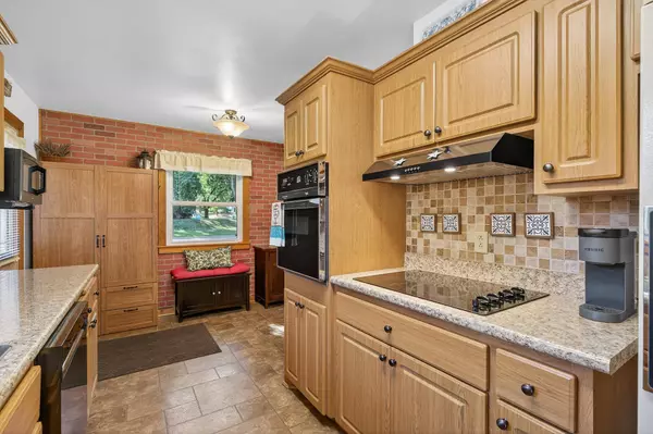 8549 Russell AVE S, Bloomington, MN 55431