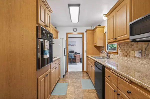 8549 Russell AVE S, Bloomington, MN 55431