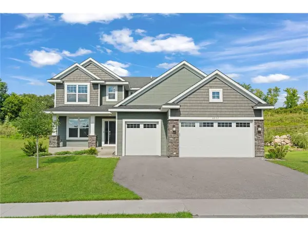 8907 Foust Ln, Rockford, MN 55373-7502