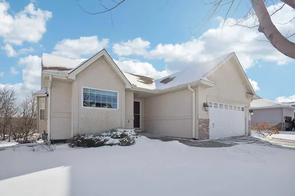 21378 Hytrail CIR, Lakeville, MN 55044