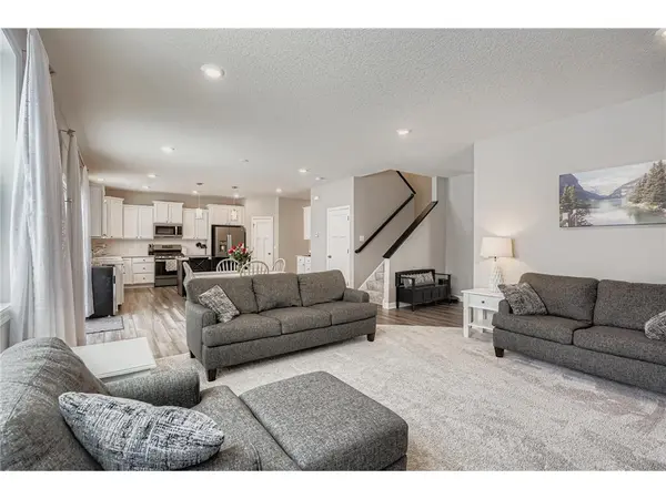 745 152nd Ave NW, Andover, MN 55304-5770