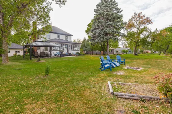 405 E Summit ST, Battle Lake, MN 56515