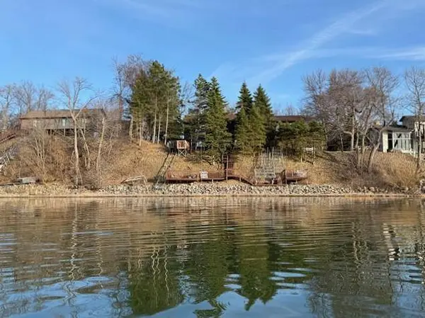 29823 Highland LOOP, Battle Lake, MN 56515
