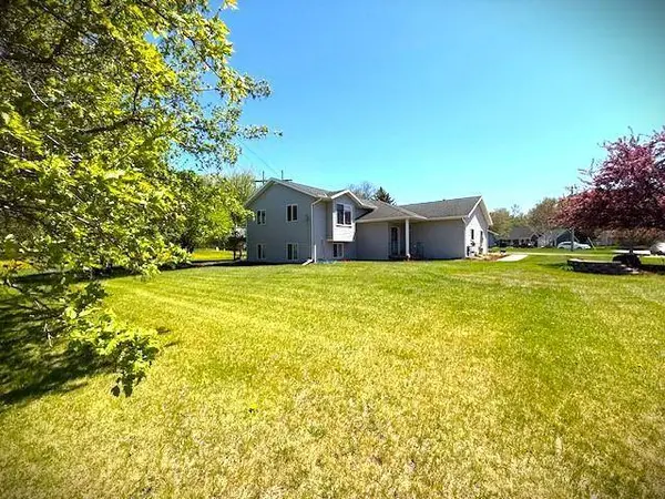 1230 Lenore WAY, Fergus Falls, MN 56537