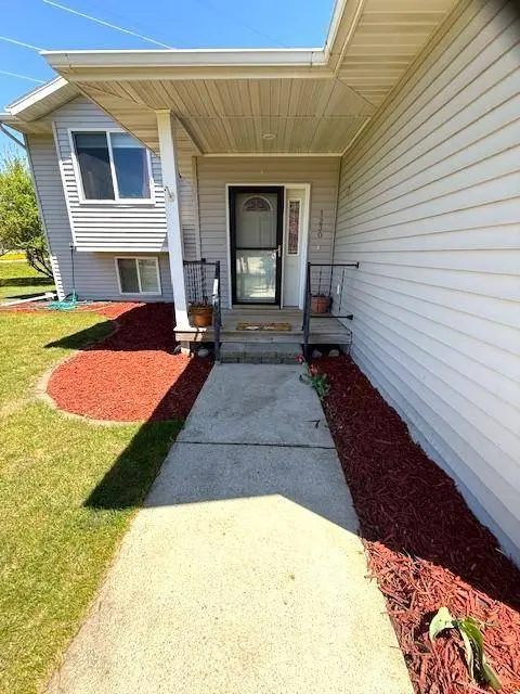 1230 Lenore WAY, Fergus Falls, MN 56537