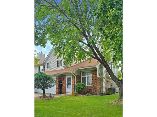 1250 Birch Ct #21, White Bear Lake, MN 55110-6759