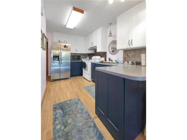 1250 Birch Ct #21, White Bear Lake, MN 55110-6759