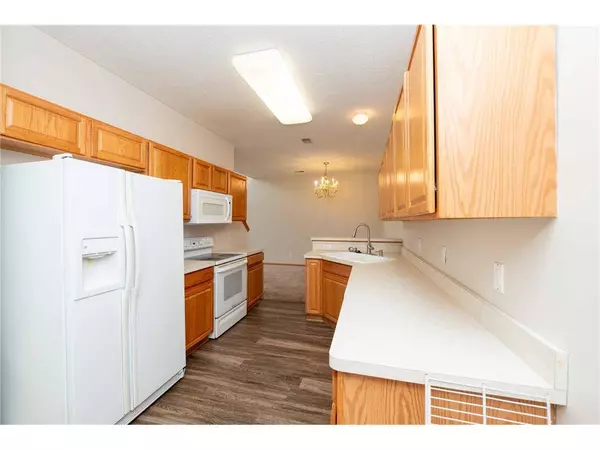 16887 91st Ave N, Maple Grove, MN 55311-5435