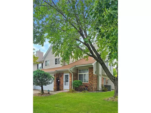 1250 Birch Ct #21, White Bear Lake, MN 55110-6759