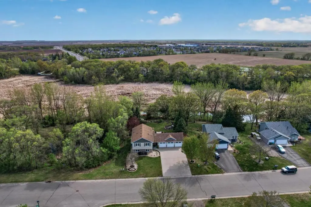 4620 Pond View Dr, Big Lake, MN 55309-8215