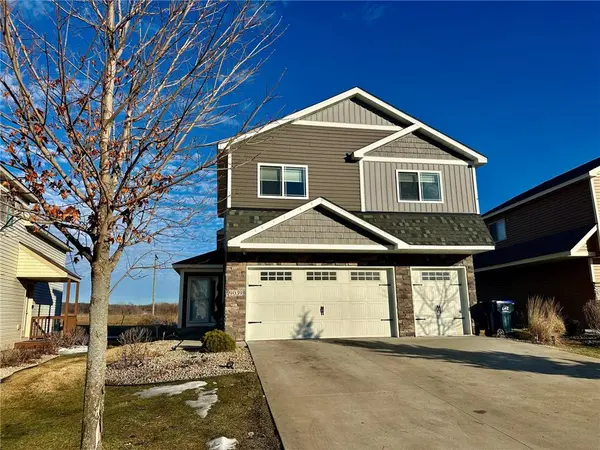 9039 Golden Pond Ln, Monticello, MN 55362-4612