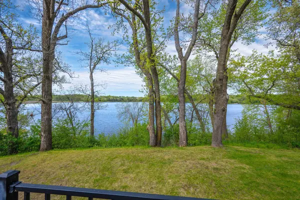 2185 285th AVE, Luck, WI 54853