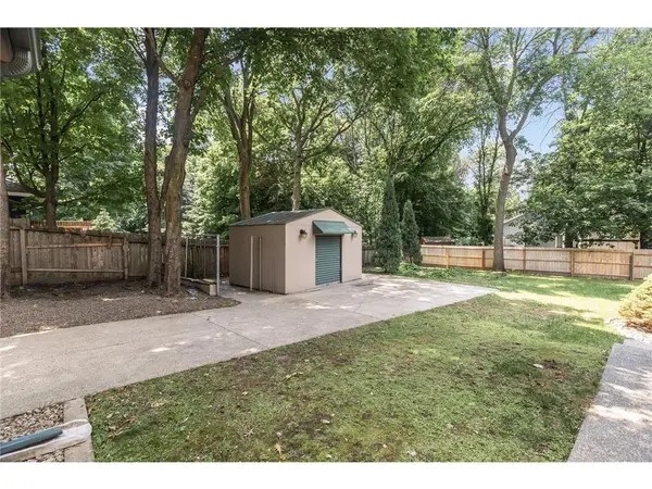 5225 Lannon Ave NE, Albertville, MN 55301-3943