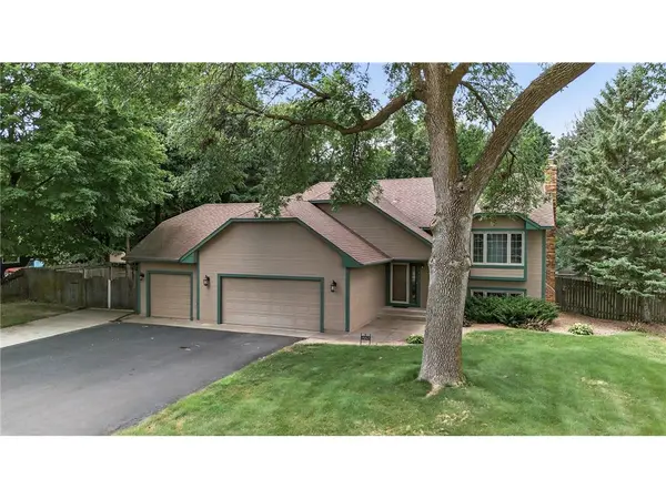 5225 Lannon Ave NE, Albertville, MN 55301-3943