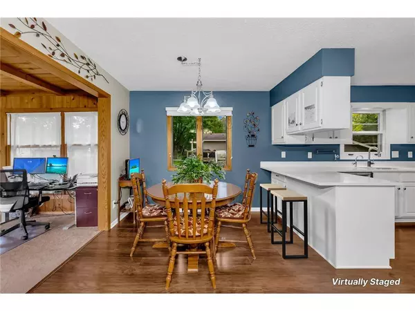 919 15th St SE, Forest Lake, MN 55025-2014