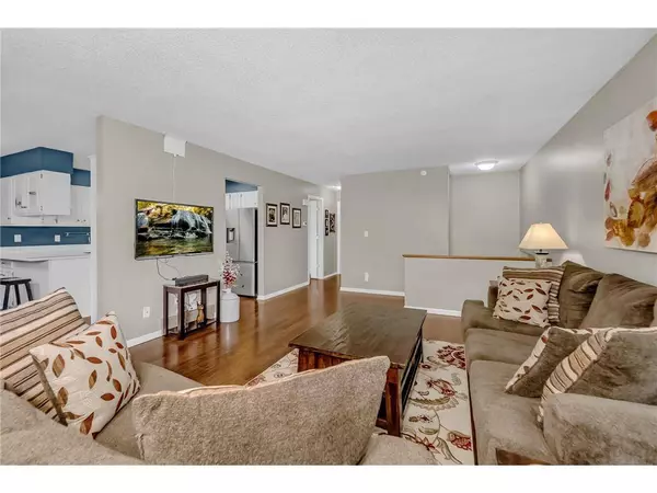 919 15th St SE, Forest Lake, MN 55025-2014