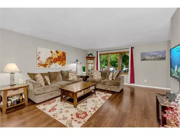 919 15th St SE, Forest Lake, MN 55025-2014