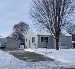 1021 Marshall Ave, St Paul Park, MN 55071-1329