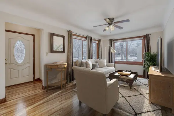 1021 Marshall AVE, Saint Paul Park, MN 55071