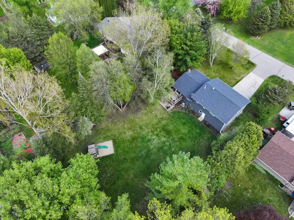 4208 Heritage LN NE, Alexandria, MN 56308