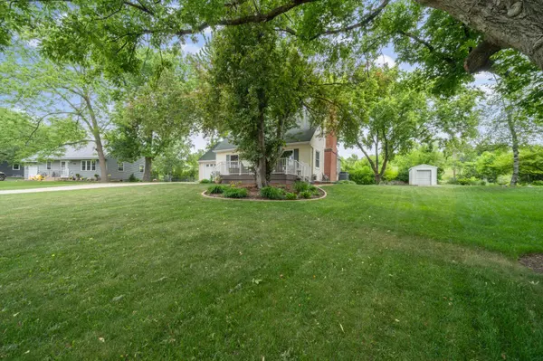 406 Fingal CT, Alexandria, MN 56308