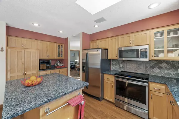 5310 Dominick DR, Minnetonka, MN 55343