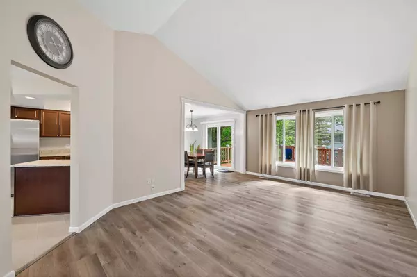 3986 Flowerfield RD, Blaine, MN 55014