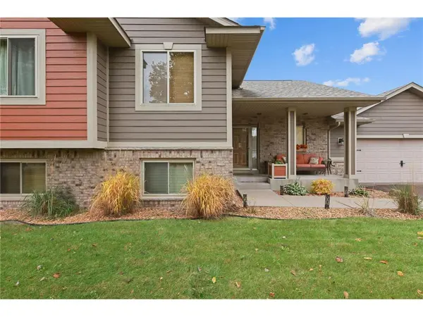 2098 128th Ln NE, Blaine, MN 55449-5040