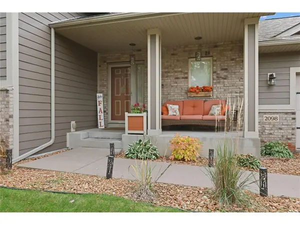 2098 128th Ln NE, Blaine, MN 55449-5040