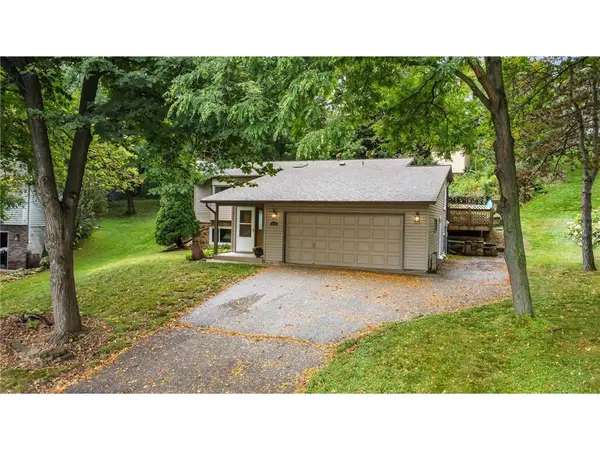 5535 Quinwood Ln N, Plymouth, MN 55442-1709