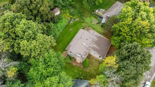 5535 Quinwood Ln N, Plymouth, MN 55442-1709