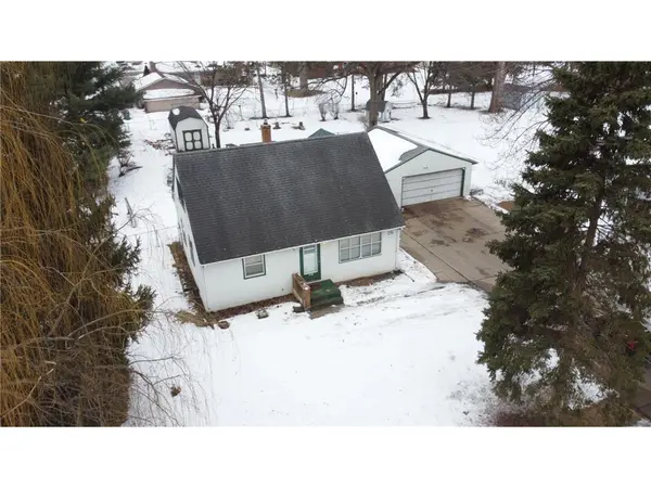 276 Bridge St, Shoreview, MN 55126-2150