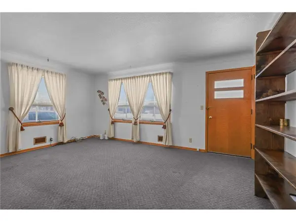 276 Bridge St, Shoreview, MN 55126-2150
