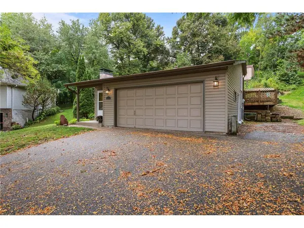 5535 Quinwood Ln N, Plymouth, MN 55442-1709