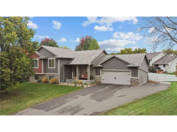 2098 128th Ln NE, Blaine, MN 55449-5040