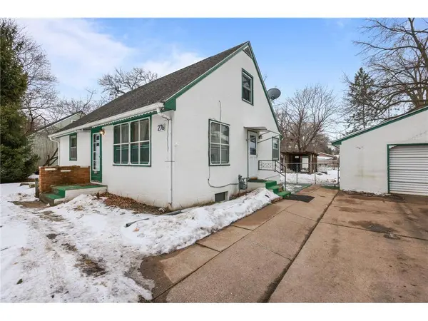 276 Bridge St, Shoreview, MN 55126-2150